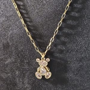 NWT Teddy Bear Necklace